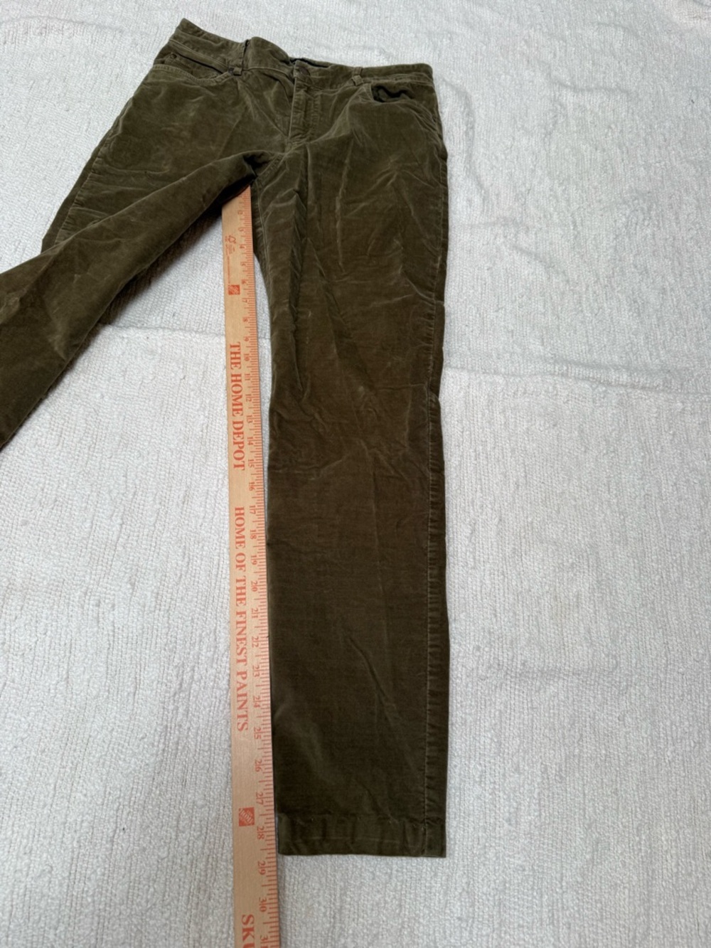 Peruvian Connection Velvet Feel Olive Green Skinny Pants Size 8 - Picture 2 of 7